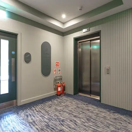 1 Bedroom Fully Furnished Appartement *