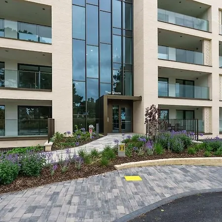 1 Bedroom Fully Furnished *