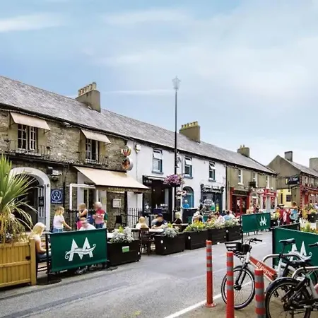 1 Bedroom Fully Furnished Malahide